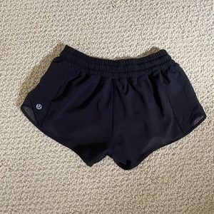 Lululemon Hotty Hot Short 2.5”